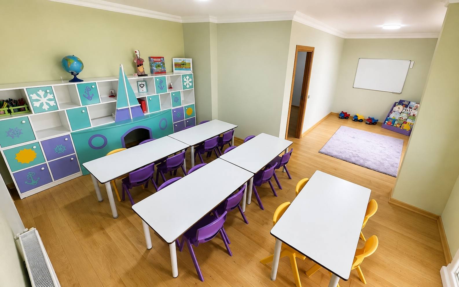 Berrak Eğitim Kurumları modern sınıf ortamı